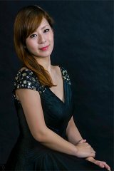 ピアノ講師・譜久山夏葵